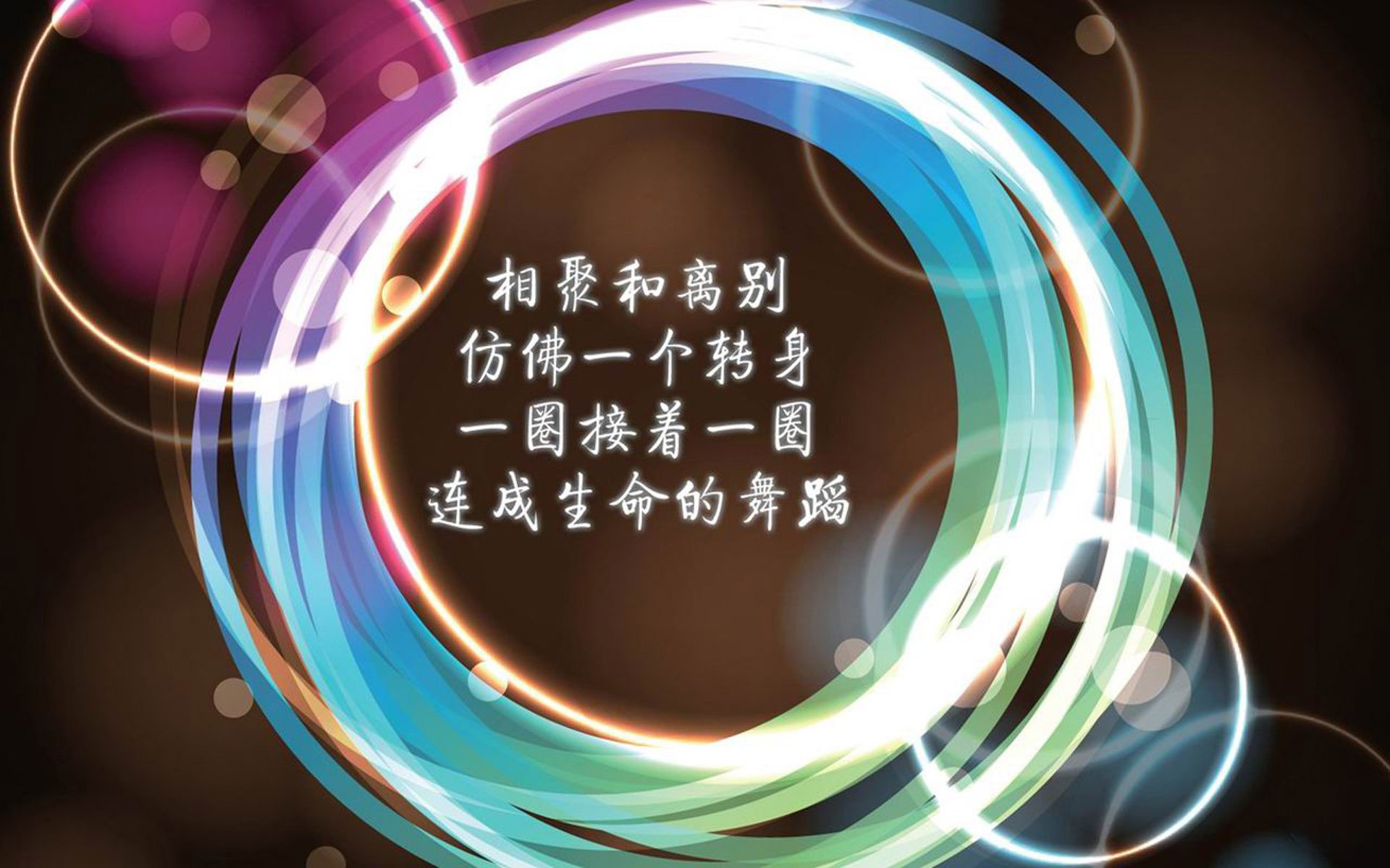 “简阳文体中心羽毛球赛：明星选手争夺冠军，速度与技巧完美结合”
